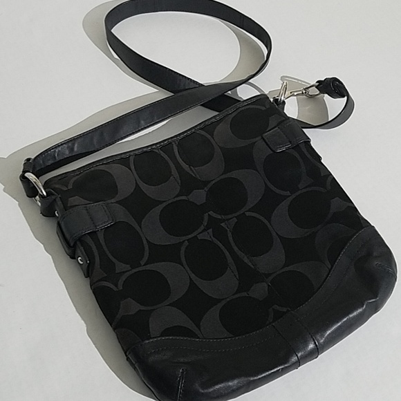 Coach black cross body bag B18 - Picture 3 of 8